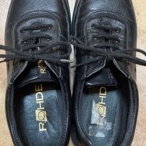 Black leather comfortable shoes